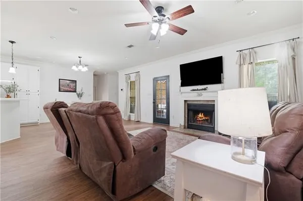 $279,000 | 106 Shady Crest Avenue, Deville, LA 71328