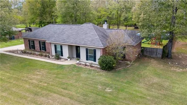 $279,000 | 106 Shady Crest Avenue, Deville, LA 71328