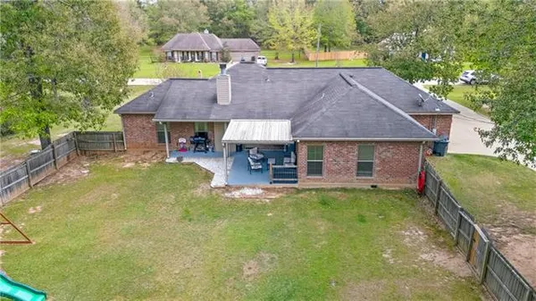 $279,000 | 106 Shady Crest Avenue, Deville, LA 71328