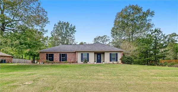 $279,000 | 106 Shady Crest Avenue, Deville, LA 71328