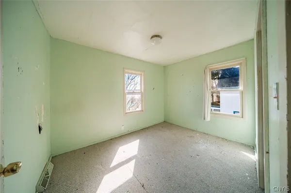 $99,900 | 53 North Street, Camillus, NY 13031