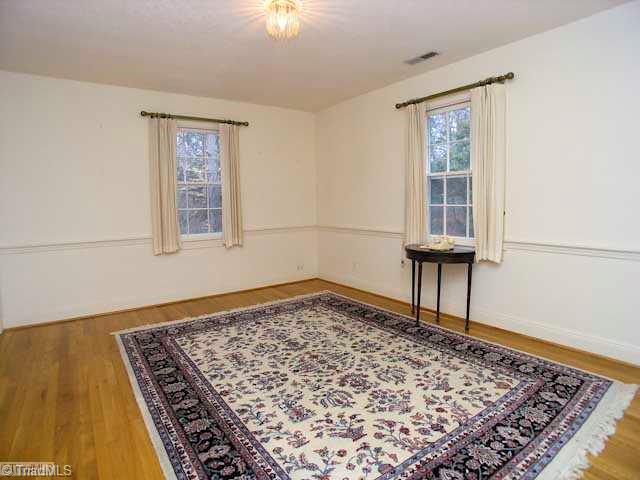 1749 Robinhood Road Winston-Salem, NC 27104 - Photo 11 of 16 2nd Bedroom.