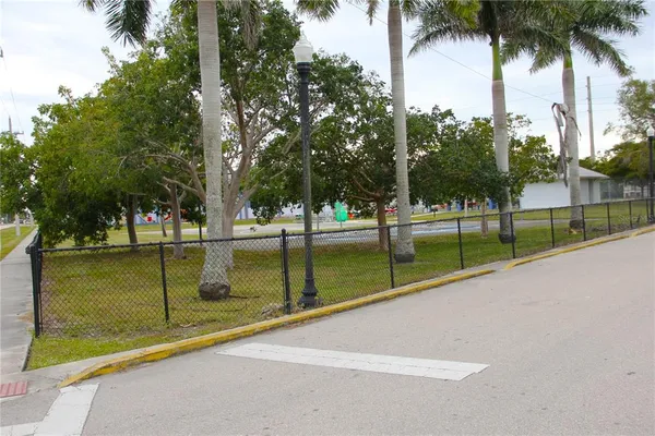 $268,000 | 624 Showalter Avenue, Punta Gorda, FL 33950