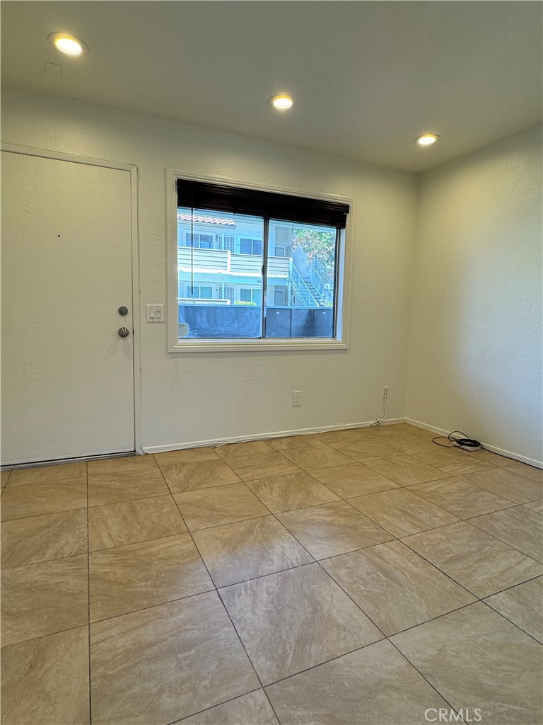 3645 Country Oaks Loop, Unit G Ontario, CA 91761 - Photo 15 of 22