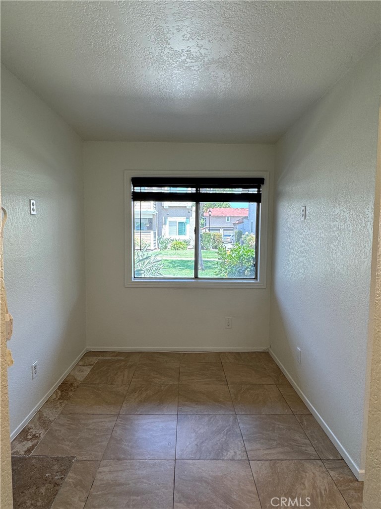 3645 Country Oaks Loop, Unit G Ontario, CA 91761 - Photo 17 of 22
