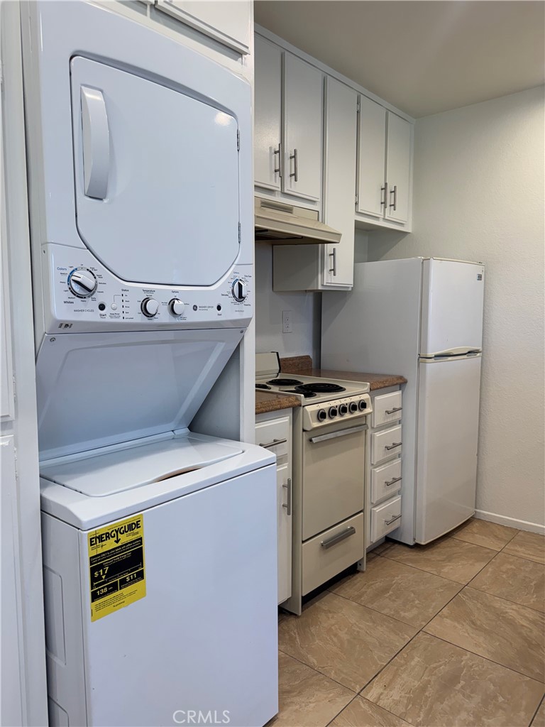 3645 Country Oaks Loop, Unit G Ontario, CA 91761 - Photo 7 of 22