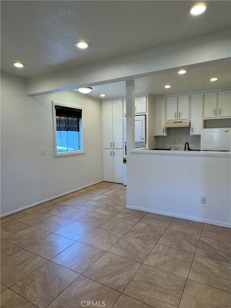 3645 Country Oaks Loop, Unit G Ontario, CA 91761 - Photo 10 of 22