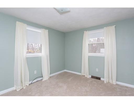 117 Tioga Street Springfield, MA 01128 - Photo 23 of 29