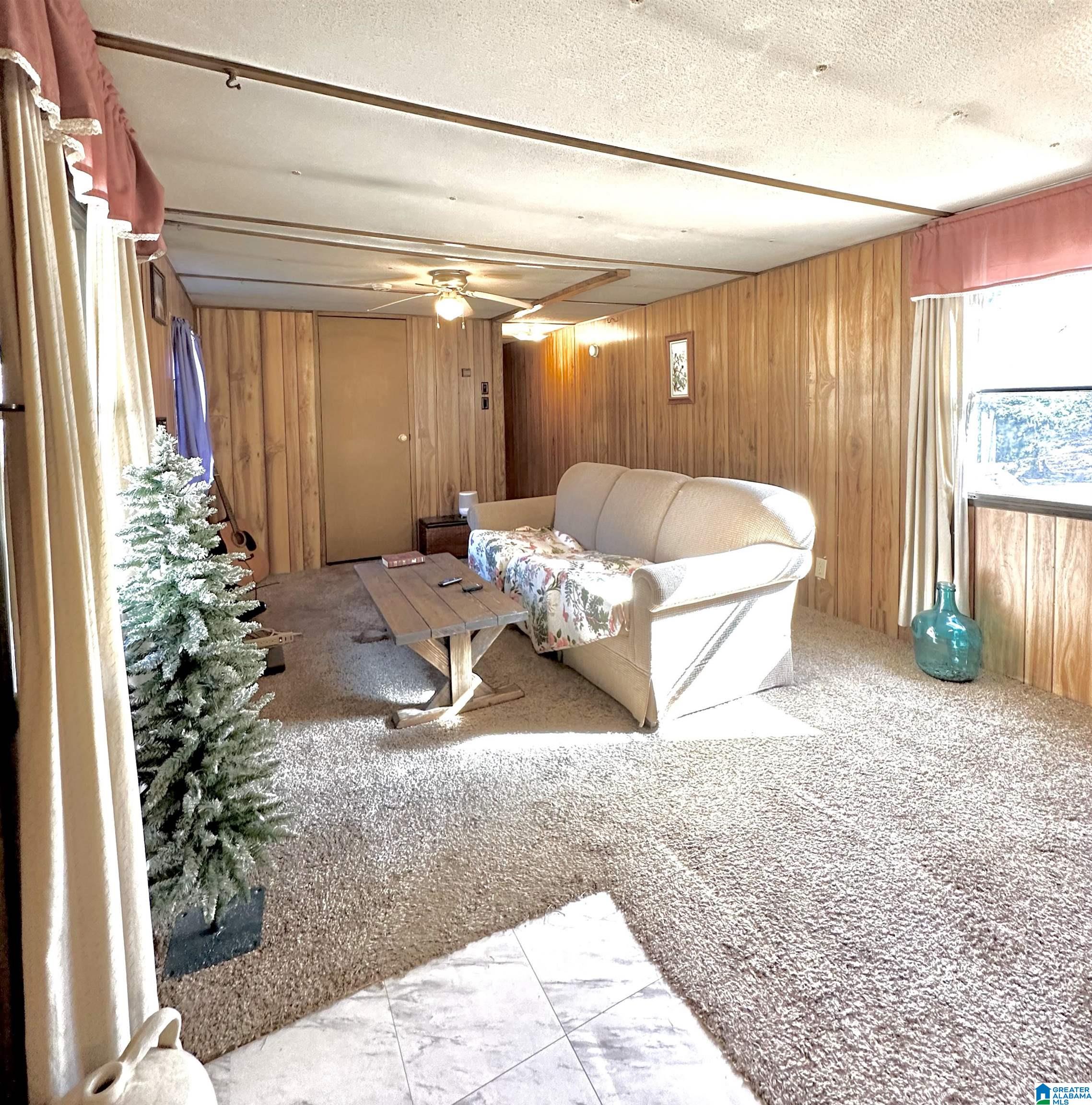 535 Oak Circle Ohatchee, AL 36271 - Photo 4 of 18