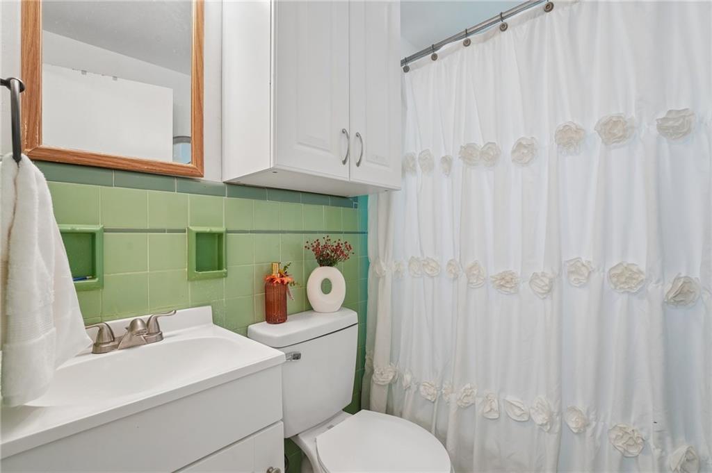 1516 Griffin Road Monroeville, PA 15146 - Photo 23 of 49 Gallery Image 23