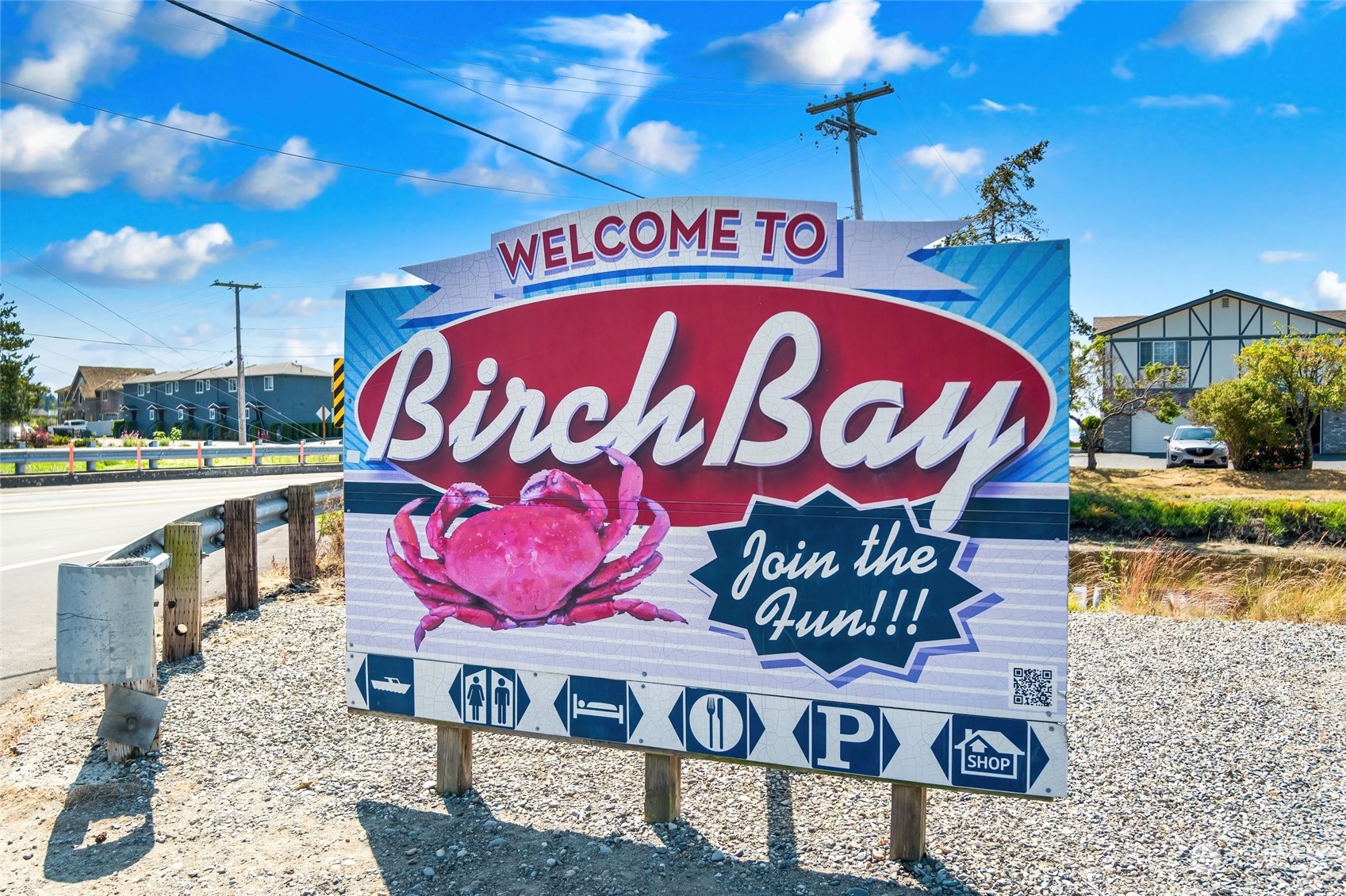 7942 Crockett Road Blaine, WA 98230 - Photo 5 of 33 a street sign of a building
