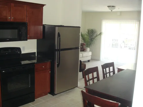 $2,200 | 109 California Avenue, Unit 304, Quincy, MA 02169