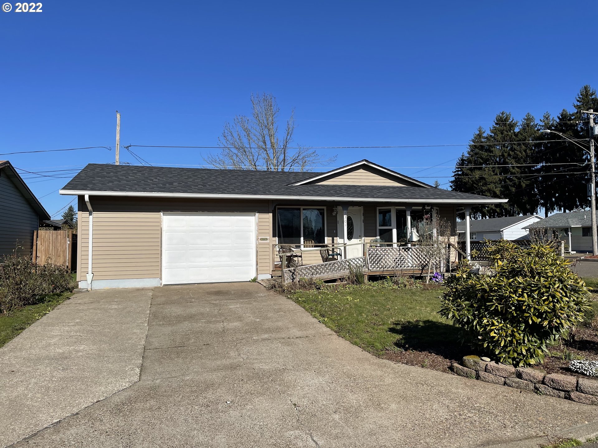 1301 Thompson Road Woodburn, OR 97071 - Photo 1 of 10 Gallery Image 1