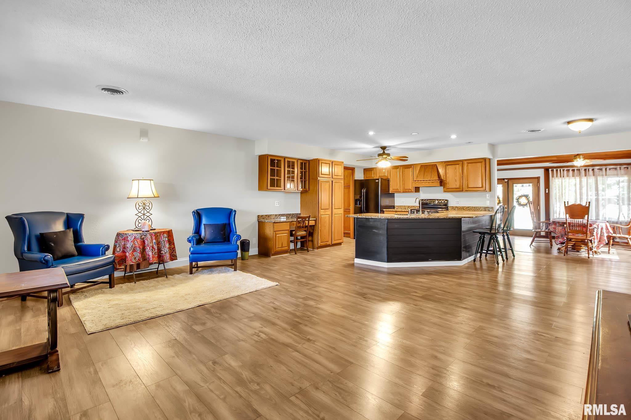 1308 Rae Lane Carterville, IL 62918 - Photo 7 of 44 Gallery Image 7