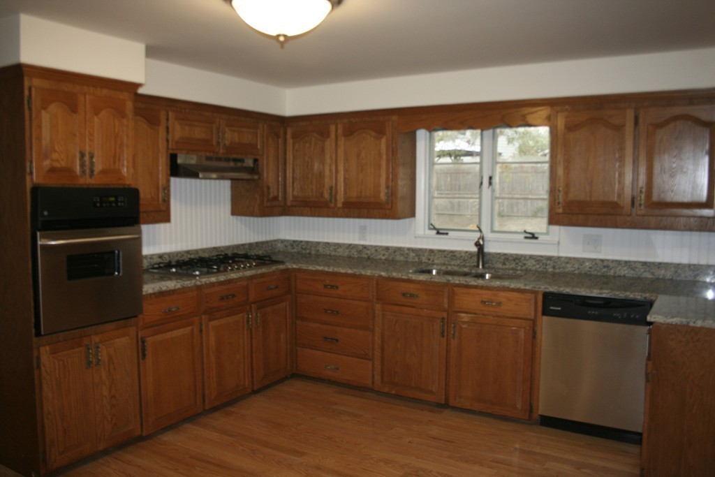81 Colonial Road Lawrence, MA 01843 - Photo 8 of 14 Gallery Image 8