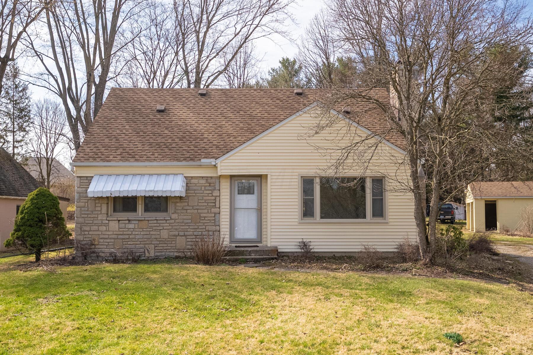 5511 Linworth Rd-102