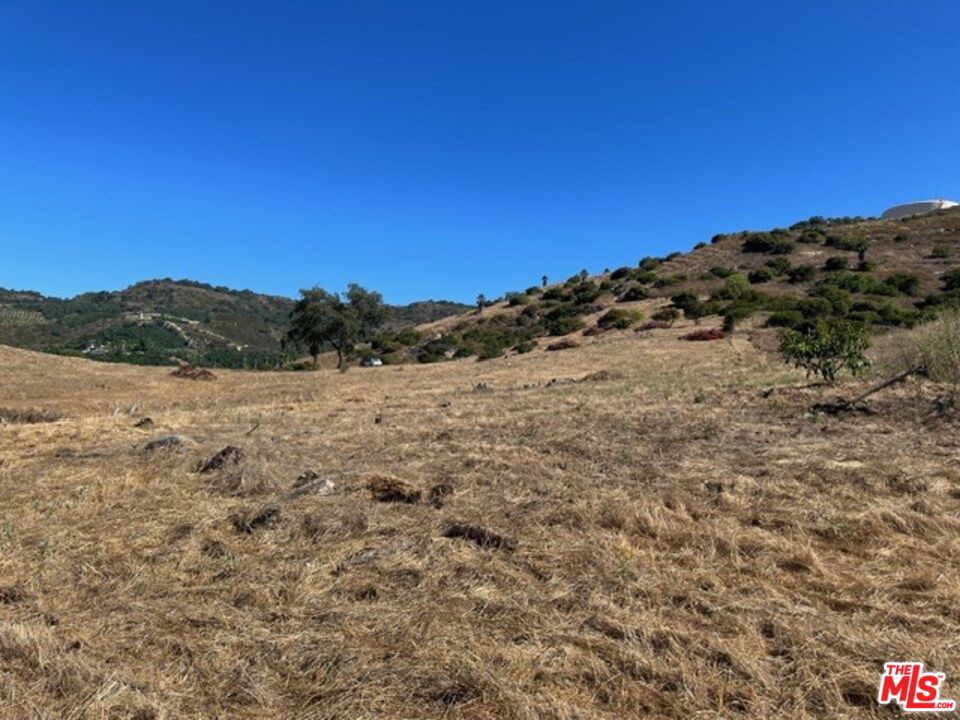 20940 Carancho Road Temecula, CA 92590 - Photo 10 of 21 Gallery Image 10