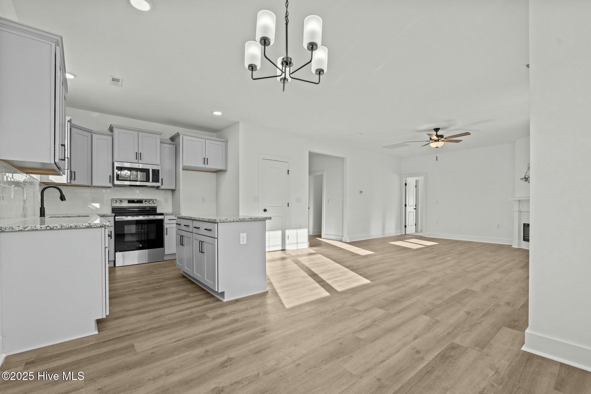 275 Slade Corner Road Raeford, NC 28376 - Photo 10 of 28 tempImagevm3plJ