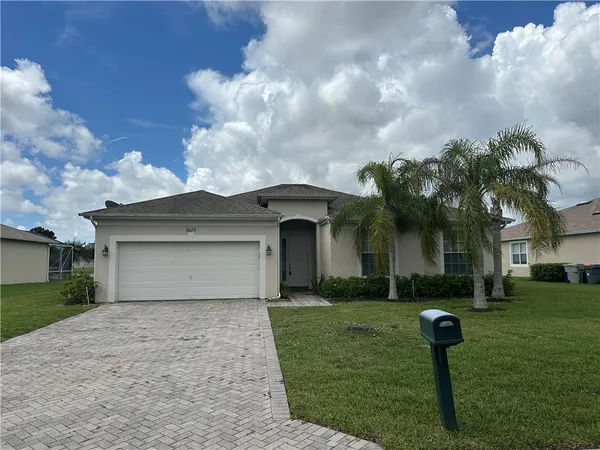 $419,900 | 6075 46th Lane, Vero Beach, FL 32967