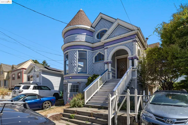$795,000 | 102 Hamilton Place, Oakland, CA 94611