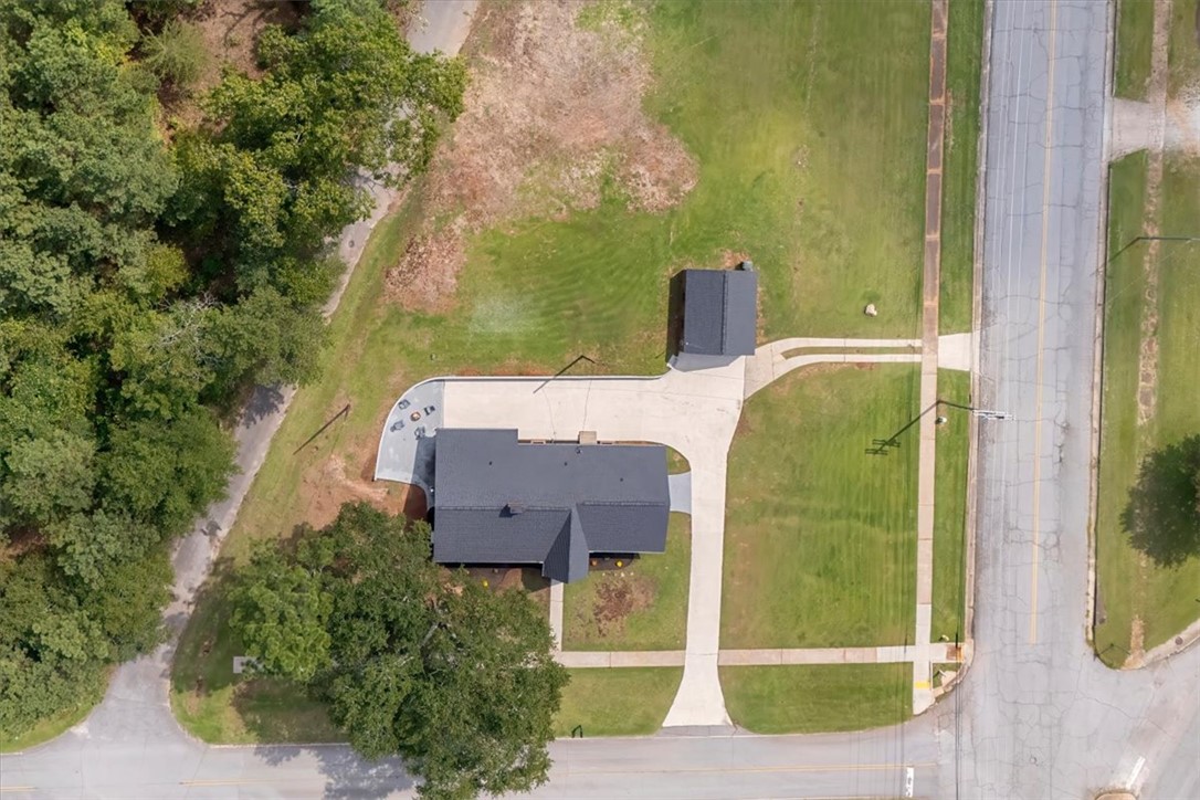 205 North Chestnut Street Seneca, SC 29678 - Photo 29 of 45