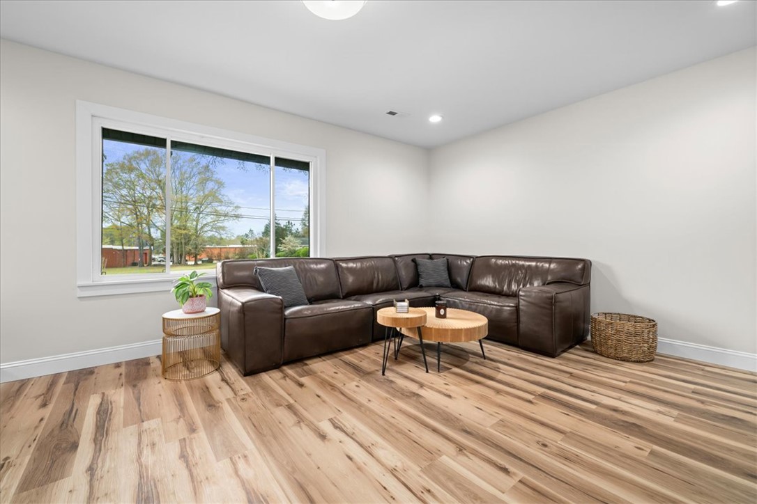 205 North Chestnut Street Seneca, SC 29678 - Photo 36 of 45