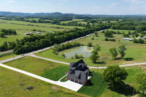 $2,749,900 | 9204 Horton Highway, College Grove, TN 37046