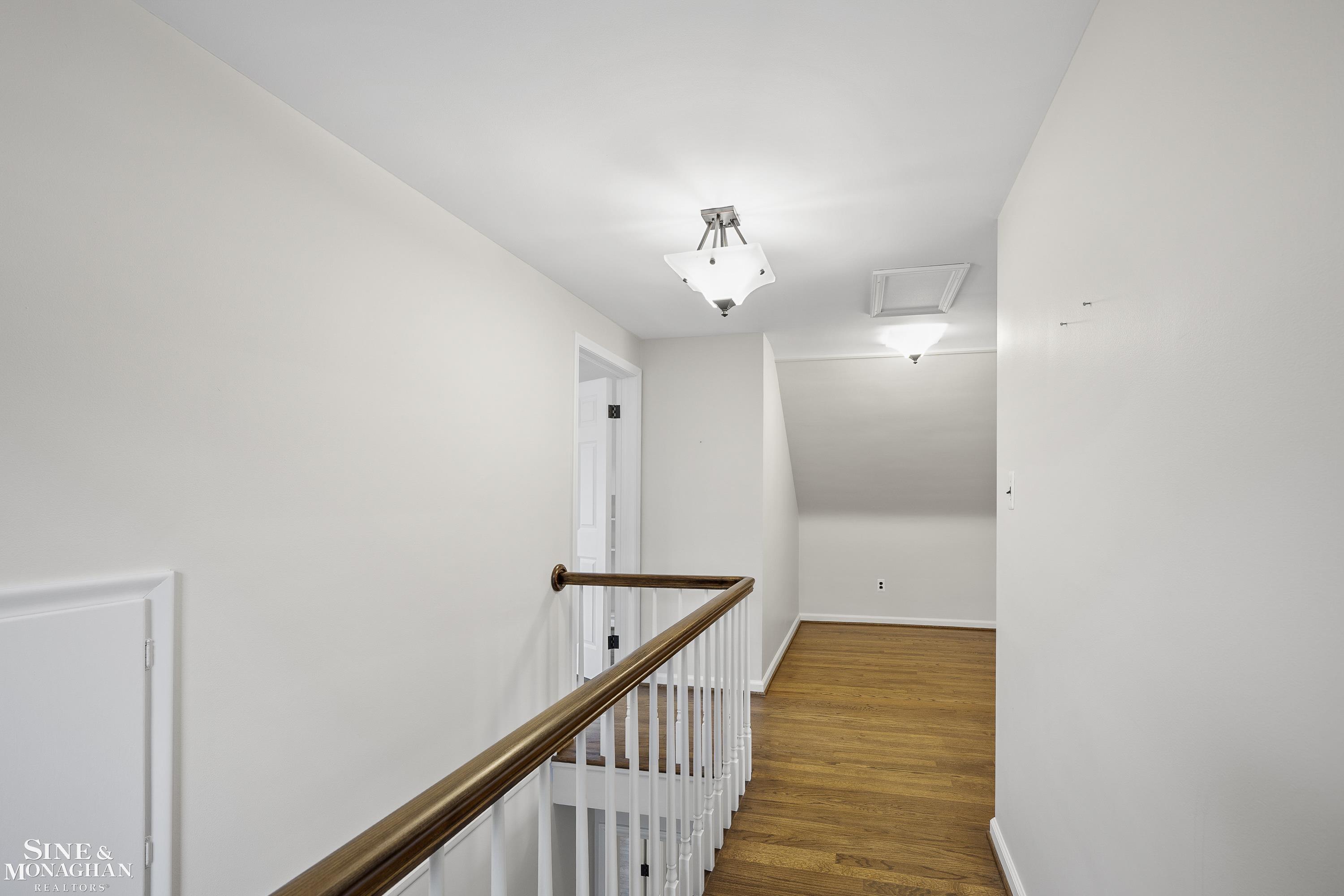 325 Stephens Road Grosse Pointe Farms, MI 48236 - Photo 18 of 41