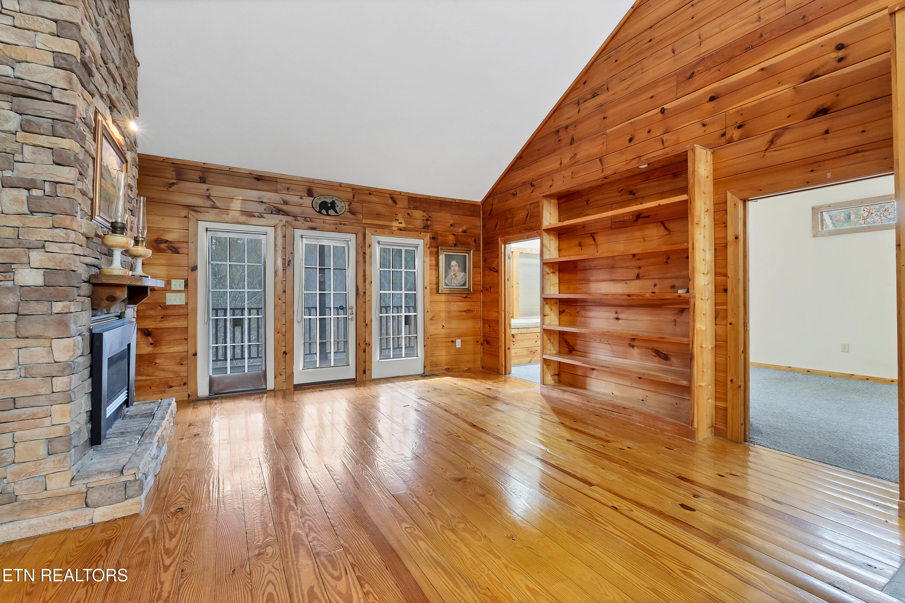129 Cutter Gap Road Townsend, TN 37882 - Photo 8 of 33 DSC07318