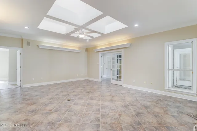 $519,500 | 454 Carmargue Lane, Biloxi, MS 39531