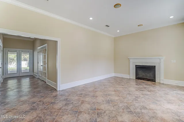 $519,500 | 454 Carmargue Lane, Biloxi, MS 39531