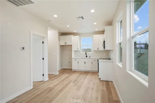 $619,901 | 243 East 3rd Street, Tracy, CA 95376