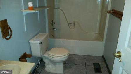 8246 Cornwall Road Baltimore, MD 21222 - Photo 14 of 18 Interior (General)