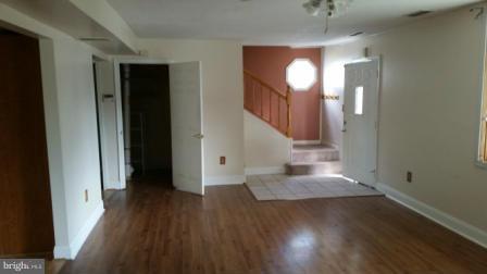 8246 Cornwall Road Baltimore, MD 21222 - Photo 4 of 18 Interior (General)