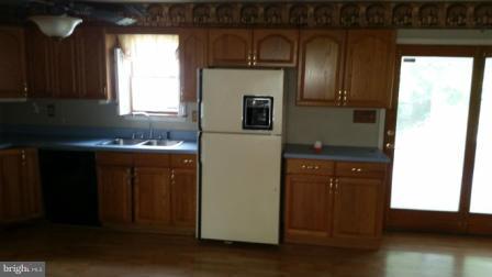 8246 Cornwall Road Baltimore, MD 21222 - Photo 6 of 18 Interior (General)