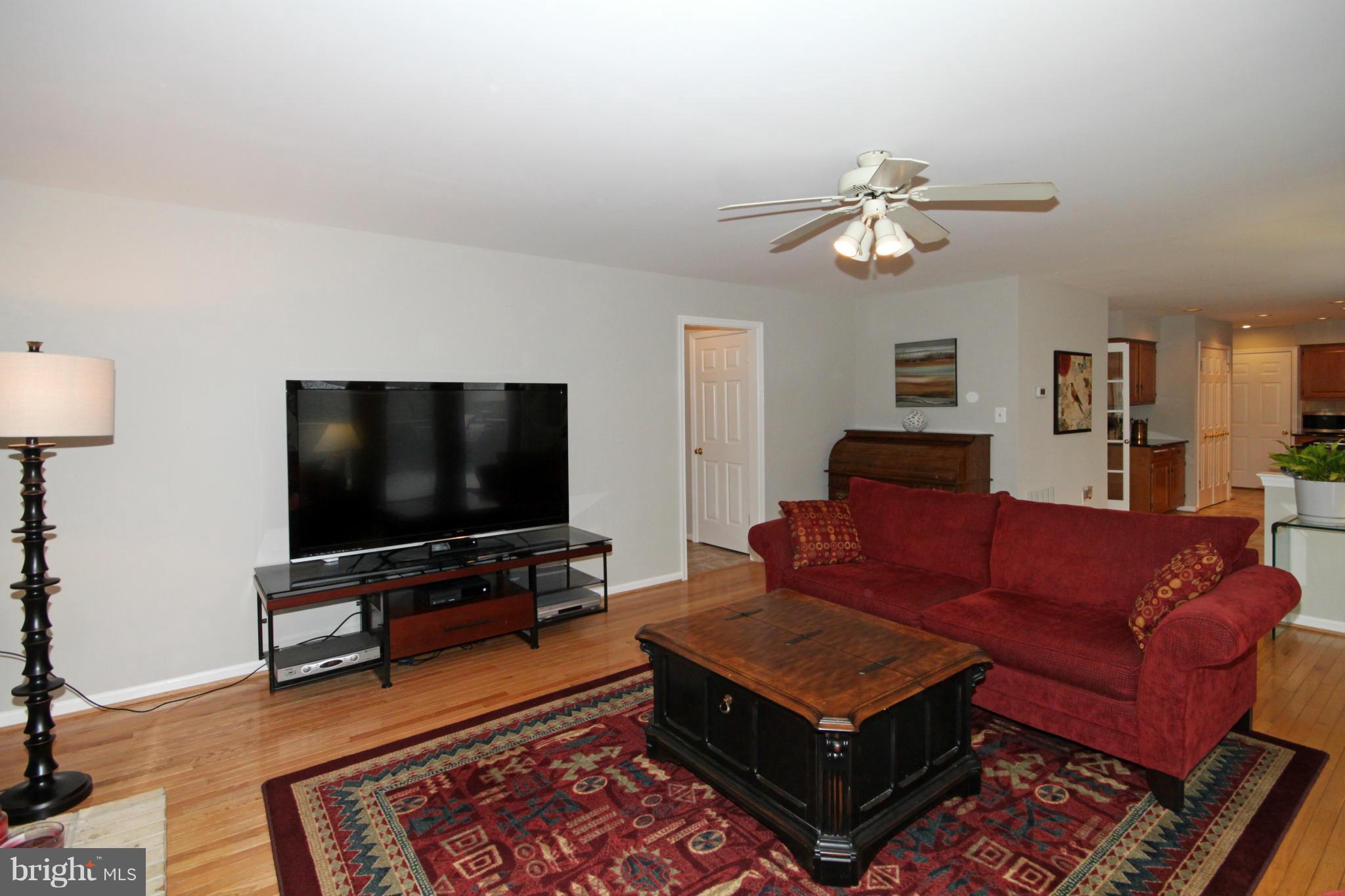 10168 Wavell Road Fairfax, VA 22032 - Photo 15 of 30 Family Room