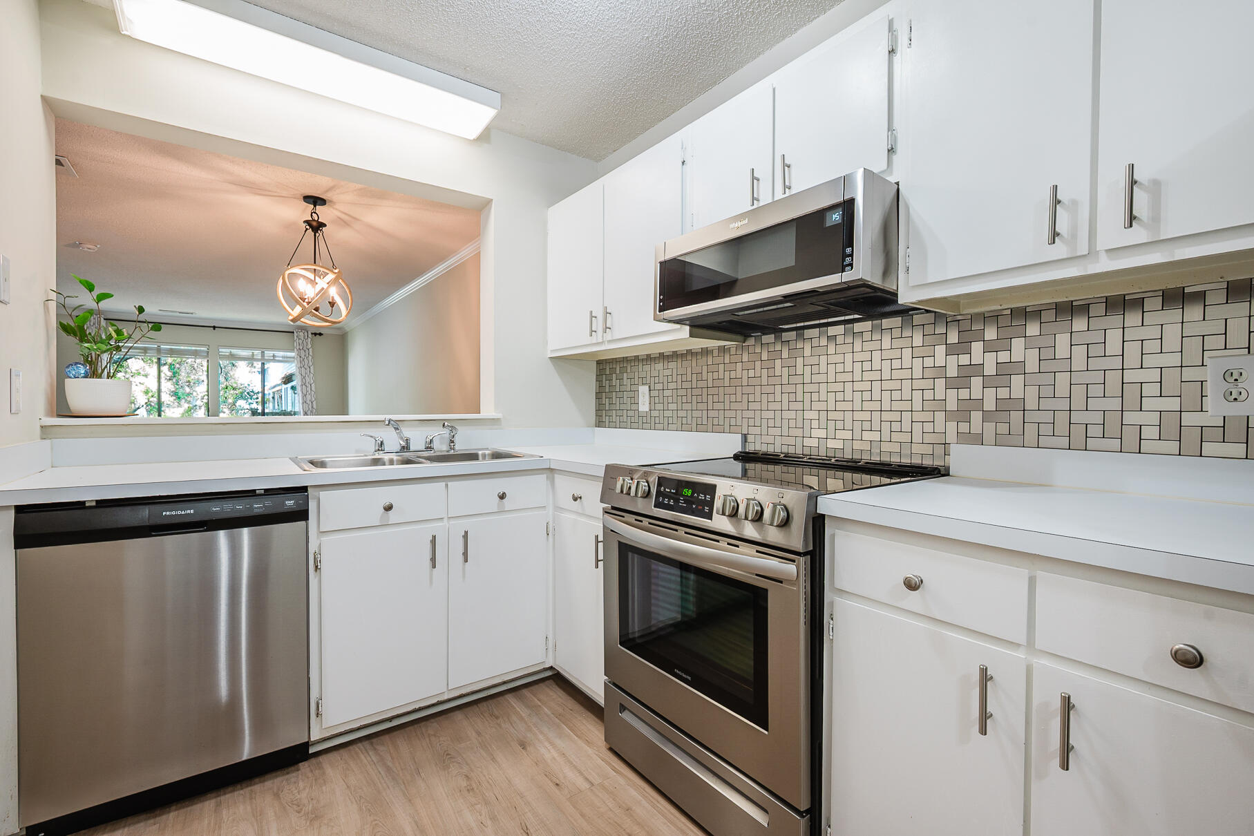 1161 Shadow Lake Circle, Unit I Mount Pleasant, SC 29464 - Photo 8 of 37 1161ShadowLakes-9