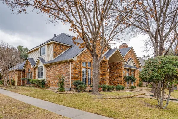 $869,000 | 7530 Fitchburg Avenue, Garland, TX 75044