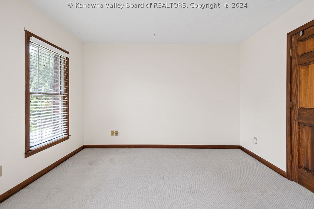 501 Edgewood Road Hurricane, WV 25526 - Photo 36 of 45 Gallery Image 36