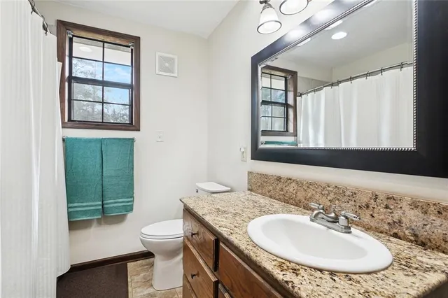 $310,000 | 33001 Horseshoe Road North, Independence, LA 70443