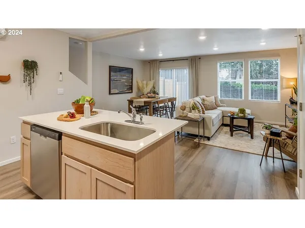 $419,995 | 6130 Southeast 16th Street, Gresham, OR 97080