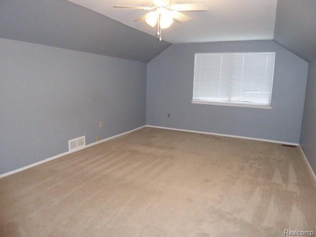 2286 Norton Road Rochester Hills, MI 48307 - Photo 13 of 24