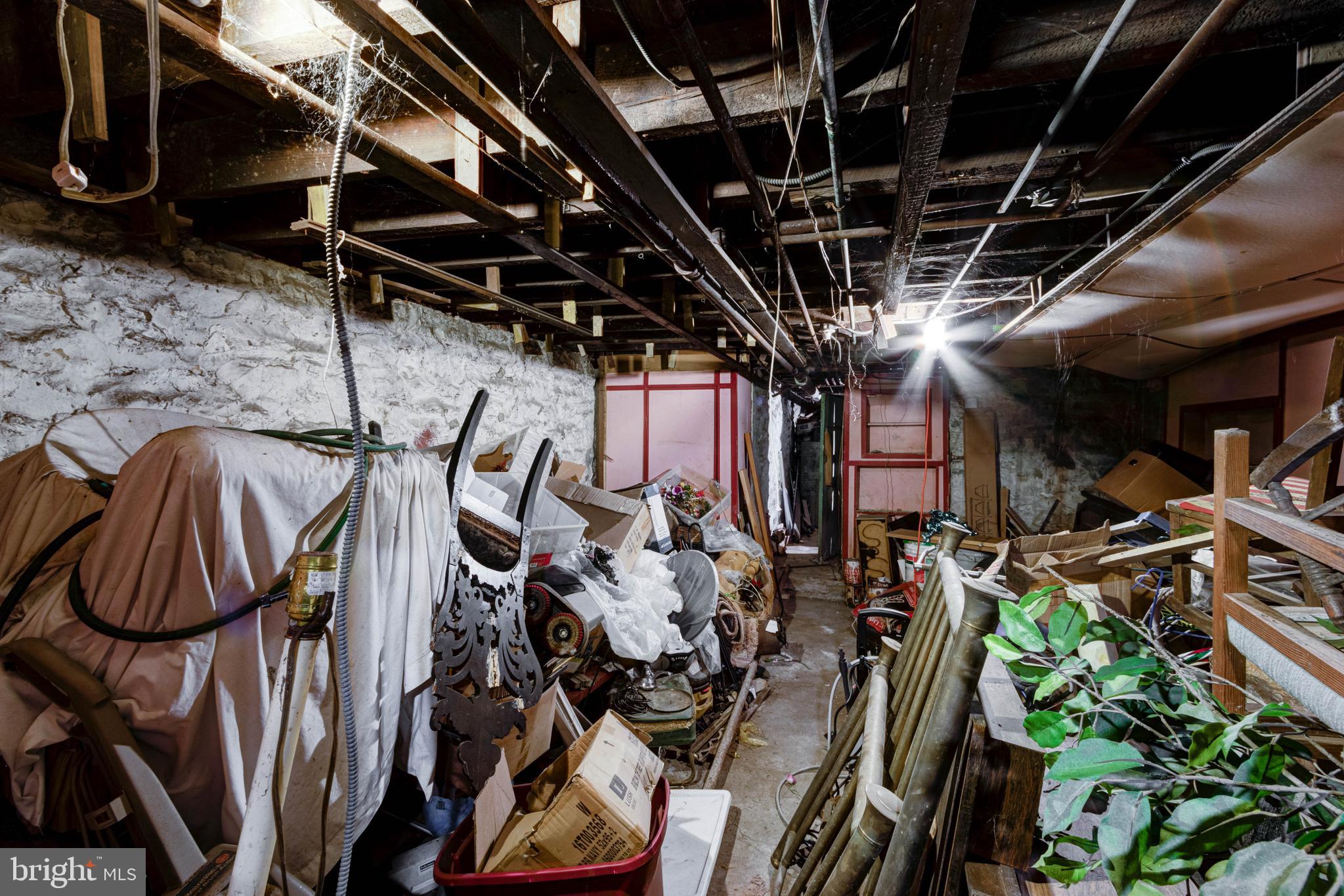 2414 Callow Avenue Baltimore, MD 21217 - Photo 18 of 42