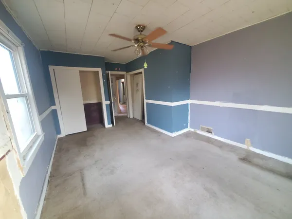 $98,000 | 2725 West 49th Street, Davenport, IA 52806