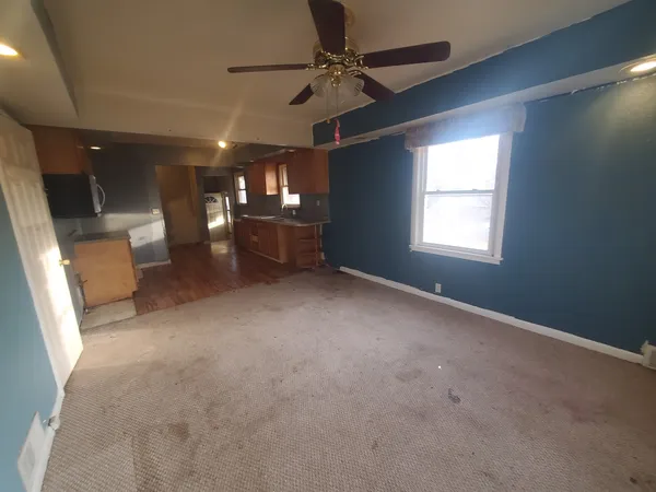 $98,000 | 2725 West 49th Street, Davenport, IA 52806