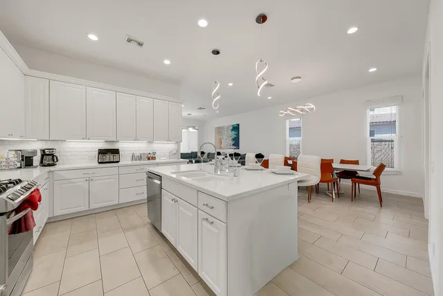 $899,000 | 84339 Canzone Drive, Indio, CA 92203