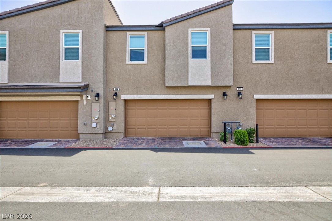 668 Tiarella Lane Henderson, NV 89015 - Photo 3 of 19