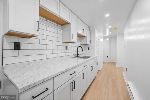 $218,000 | 7027 Emerson Avenue, Upper Darby, PA 19082