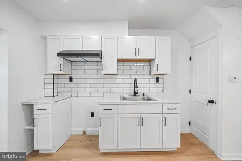$218,000 | 7027 Emerson Avenue, Upper Darby, PA 19082