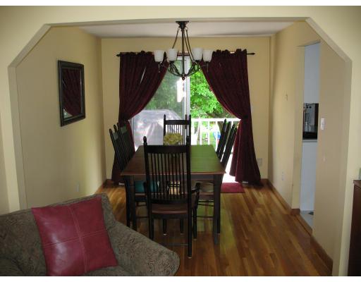 27 Plymouth Road Bellingham, MA 02019 - Photo 11 of 19 Gallery Image 11